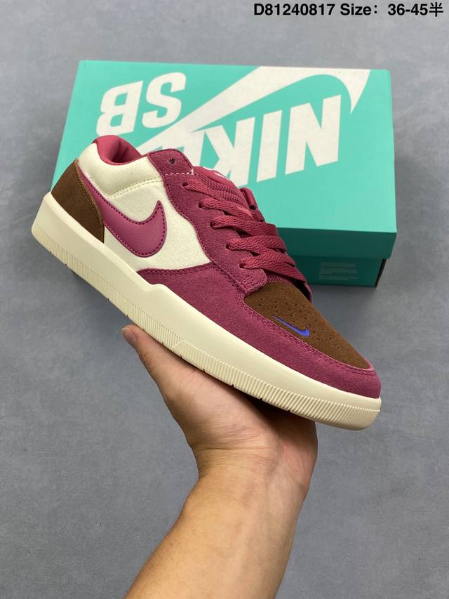 耐克Nike Sb Force 58 运动滑板鞋。这是一款将前沿创新带入街头的单品，它具有硫化杯底，具有出色的耐用性和灵活性。使用柔软皮革拼接，在饰面上放置通风