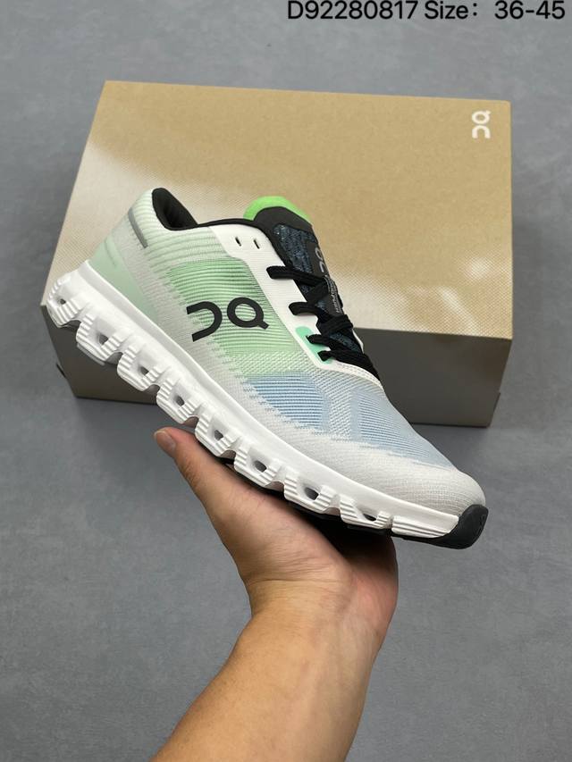 公司级On昂跑 Cloudventure Loewe 2系列低帮轻量舒适多功能休闲运动鞋 采用工程飞织网布组合再生聚酯纤维鞋面材质搭载独家隐藏速度中板 镂空Cl
