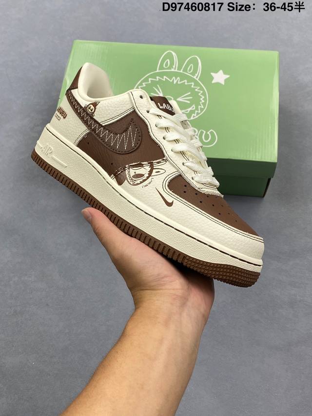 公司级Nike Air Jordan 1 X Travis Scott Aj1倒勾 乔一倒钩 ‘Diy’定制 耐克 低帮文化篮球鞋 完美品质出货 细节如图所示
