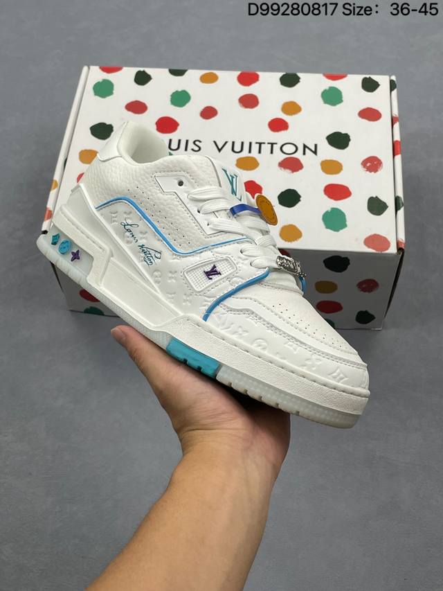 Lv Arch Light Sneaker 休闲运动文化百搭篮球板鞋 尺码：看图所示 编号：D99 817
