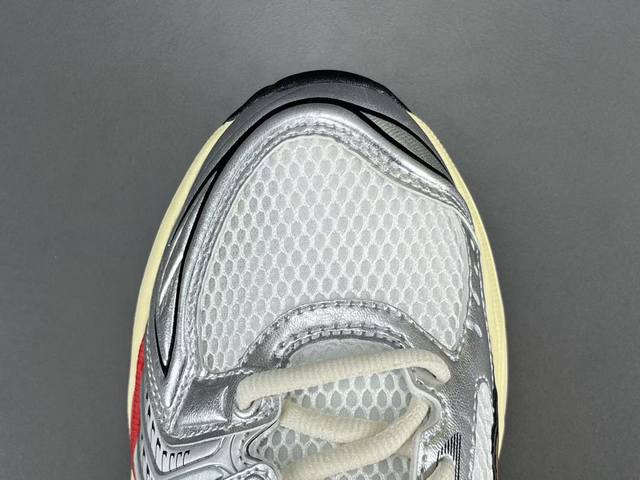 渠道优势 ！ 新Plus版 亚瑟士 Asics Gel-Kayano 14 复古舒适 织物合成革 低帮 休闲跑步鞋 男款 货号1203A692-100 尺码36