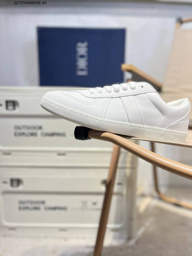 Dior迪奥 B01 Matchpoint 圆头系带 迪奥德训鞋 广东大厂出品 顶级版本 标志着Dior经典款式的回归 以时尚优雅的廓形重新诠释 采用光滑皮革精