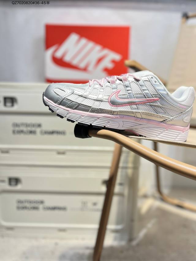 耐克 Nike P-6000 Laser Blue 复古科技个性运动老爹鞋。该鞋款鞋面采用纵横交错的覆面，重现 2000 年代跑鞋风格，同时搭配缓震鞋垫，带来舒