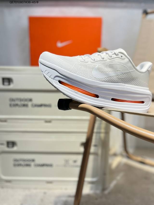 Nike Vomero Premium Air气垫40周年 舒适百搭防滑耐磨 支撑缓震低帮 休闲跑步鞋 时尚外观和运动美学 结合泡棉缓震配置 复古设计风格 泡棉