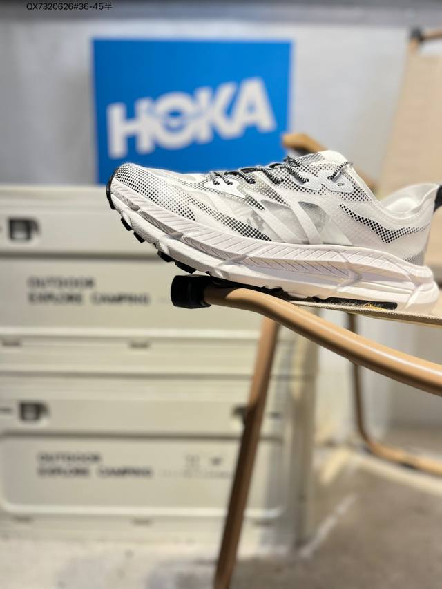 Satisfy X Hoka One One Mafate Speed 4 缓震跑鞋 最潮联名户外鞋来了 采用半透明轻量化纱网热熔面料材质 提升整鞋的透气性能