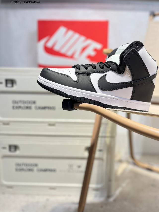 福利特价耐克Nike Dunk Low 板鞋Sb系列经典百搭休闲运动板鞋加厚鞋舌的填充，使舒适性大大提升，同时也更方便穿脱中底部分则加入了脚感柔软舒适Zooma