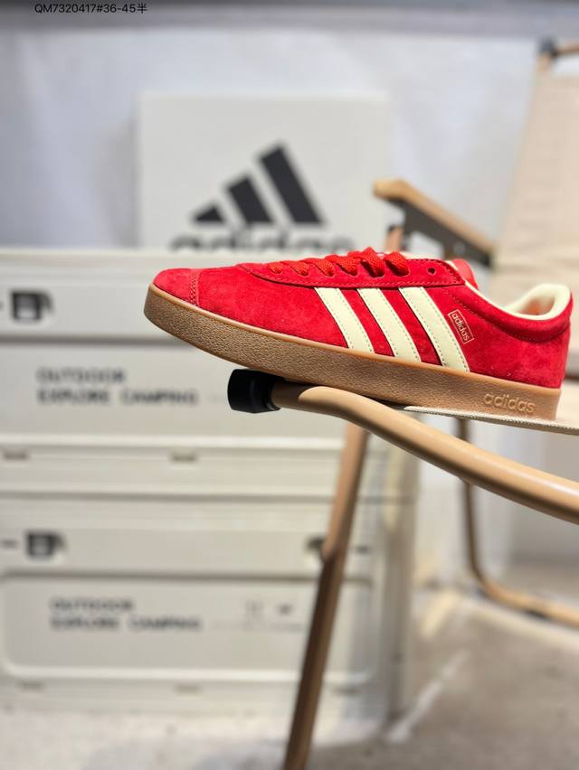 Adidas Neo Vi Court Classic 三叶草休闲复古运动板鞋 经典侧面三道杠和鞋舌三道杠的标示彰显其身份 承载青春情怀的板鞋 品牌辨识度清晰