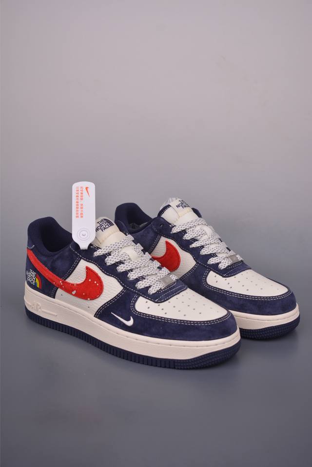 Nike Air Force 1 Low 北面联名 原楦头原纸板 打造纯正空军版型 专注外贸渠道 全掌内置蜂窝气垫 原盒配件 原厂中底钢印、拉帮完美 官方货号: