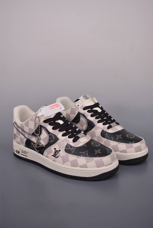 Nike Air Force 1 Low Lv联名 原楦头原纸板 打造纯正空军版型 专注外贸渠道 全掌内置蜂窝气垫 原盒配件 原厂中底钢印、拉帮完美 官方货号: