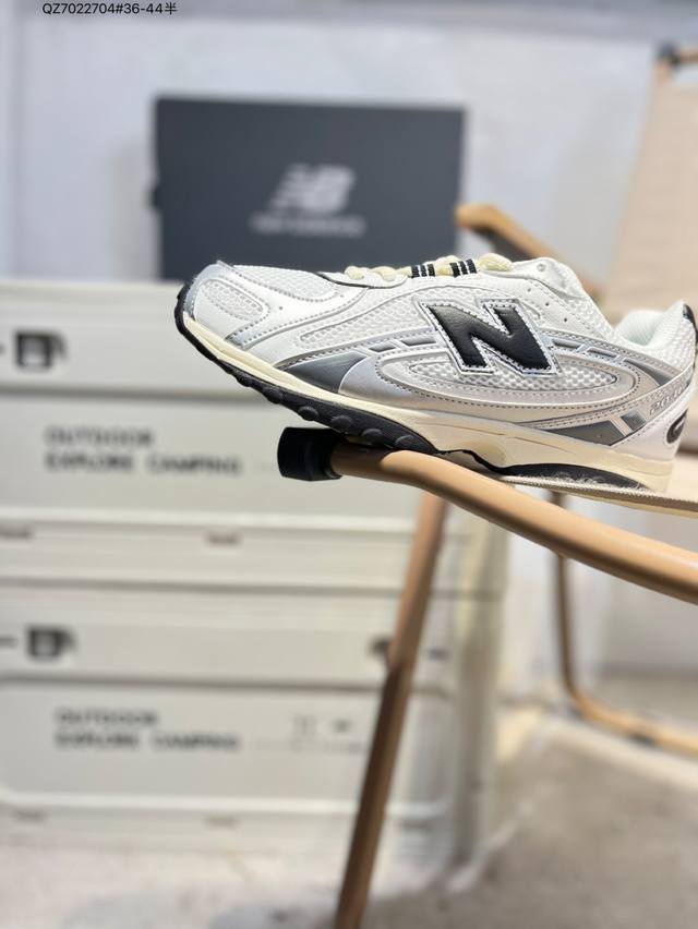 New Balance 新百伦204 系列 复古休闲运动百搭老爹跑步鞋 #采用猪巴革组合网织鞋面材质 #3层组合底模精密开发 #中底嵌入碳板缓震及后跟嵌入Tpu