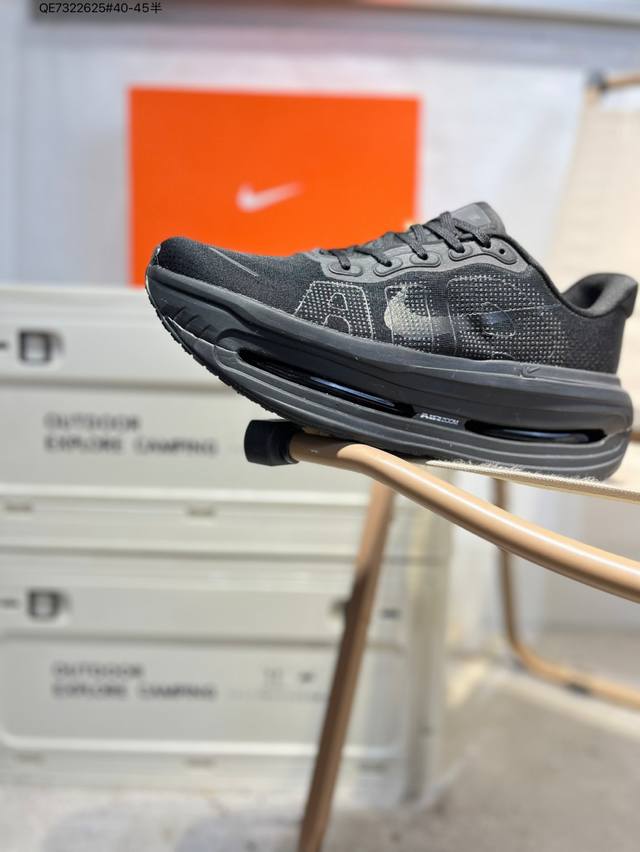 Nike Vomero Premium Air气垫40周年 舒适百搭防滑耐磨 支撑缓震低帮 休闲跑步鞋 时尚外观和运动美学 结合泡棉缓震配置 复古设计风格 泡棉