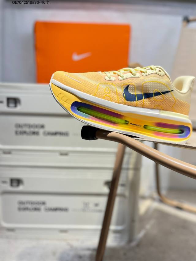 Nike Vomero Premium Air气垫40周年 舒适百搭防滑耐磨 支撑缓震低帮 休闲跑步鞋 时尚外观和运动美学 结合泡棉缓震配置 复古设计风格 泡棉
