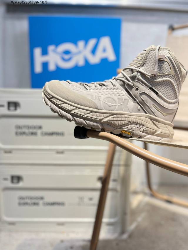 Hoka One One Tor Ultra High 托亚 织物皮革 潮流舒适 防滑耐磨防水包裹性 高帮 户外功能鞋 鞋面采用舒适面料 带来良好的穿着体验 弧