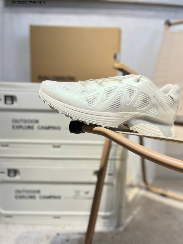 Salomon 萨洛蒙 Xt-Whisper Void 鎏光系列 减震耐磨反光跑步鞋 男女同款 人鱼姬 极致还原裸鞋质感 单只仅332克的轻盈身段，将 “裸鞋”