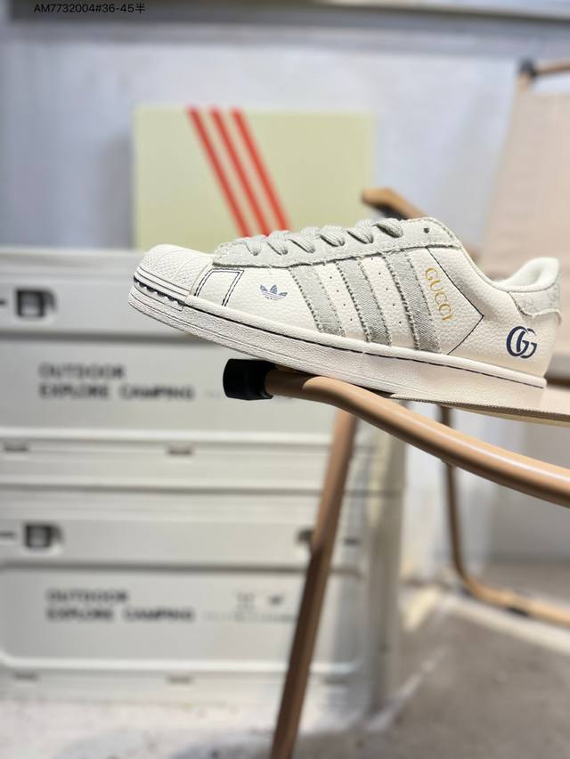 古驰 X Adidas Originals Superstar 经典配色 经典贝壳头官网同步 实拍首发渠道正品订单 诠释市场最高工艺水平区别市面普通真标版本，进