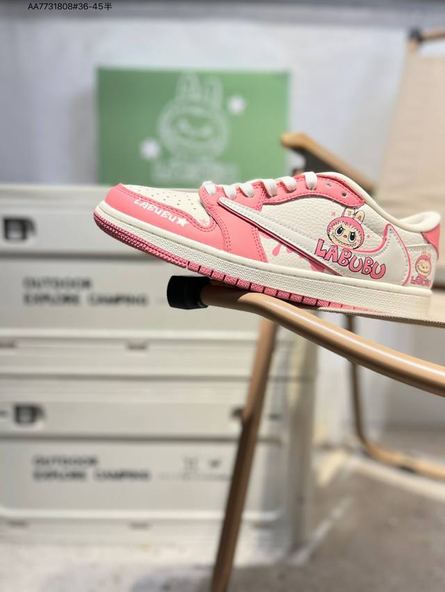 公司级头层皮拉布布 X 乔丹Air Jordan 1 Low Aj1低帮系列篮球鞋 官方同步配色 原装级产物 #拒绝公底 立体鞋型 细节完美 高清洁度Xb197