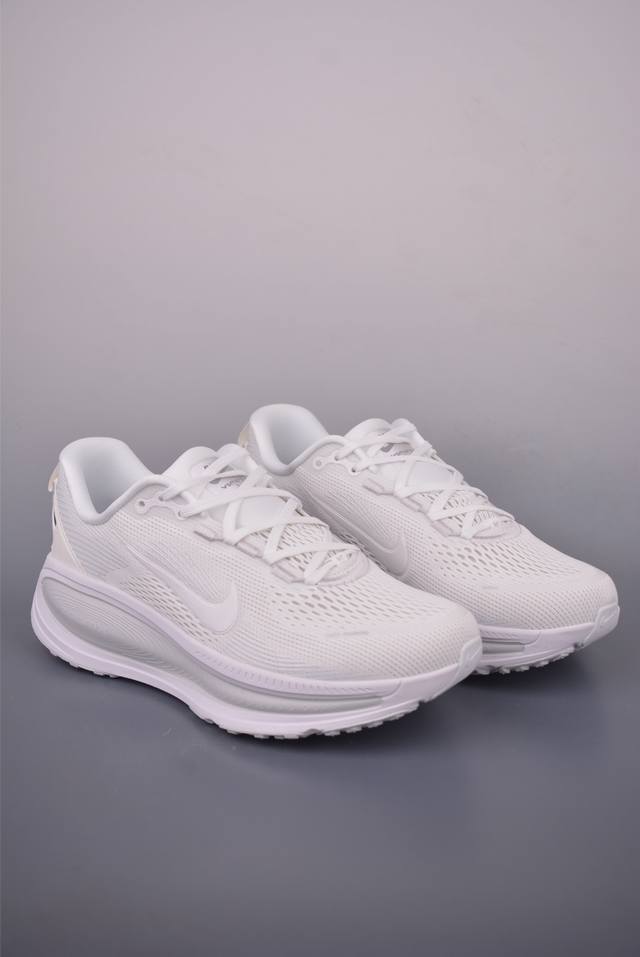 Nike Air Zoom Vomero Plus 全新科技提前原鞋开发 运动跑鞋 区别市面真标版本 必定是官方强力主推款式，真正的Zoom缓震科技嵌入如假包退