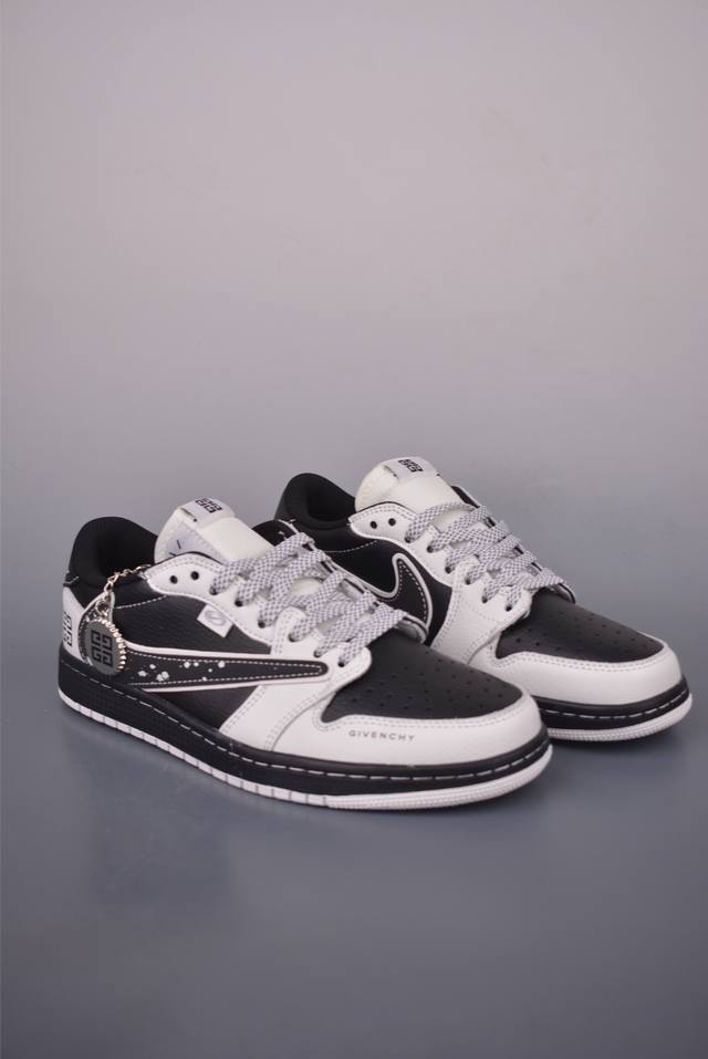 Fragment X Travis Scott X 纪梵希 Air Jordan 1 Low 三方联名倒钩 全新的三方联名低帮倒钩鞋面延续了黑脚趾设计，整双鞋以