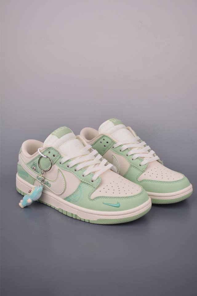 Nike Sb Dunk Low Labubu联名 纯原大厂出品 极力推荐 原装头层材料 独家版型蒸餾加工 帶來的是更好的视觉和脚感体验 大厂纯原品质出货 清洁