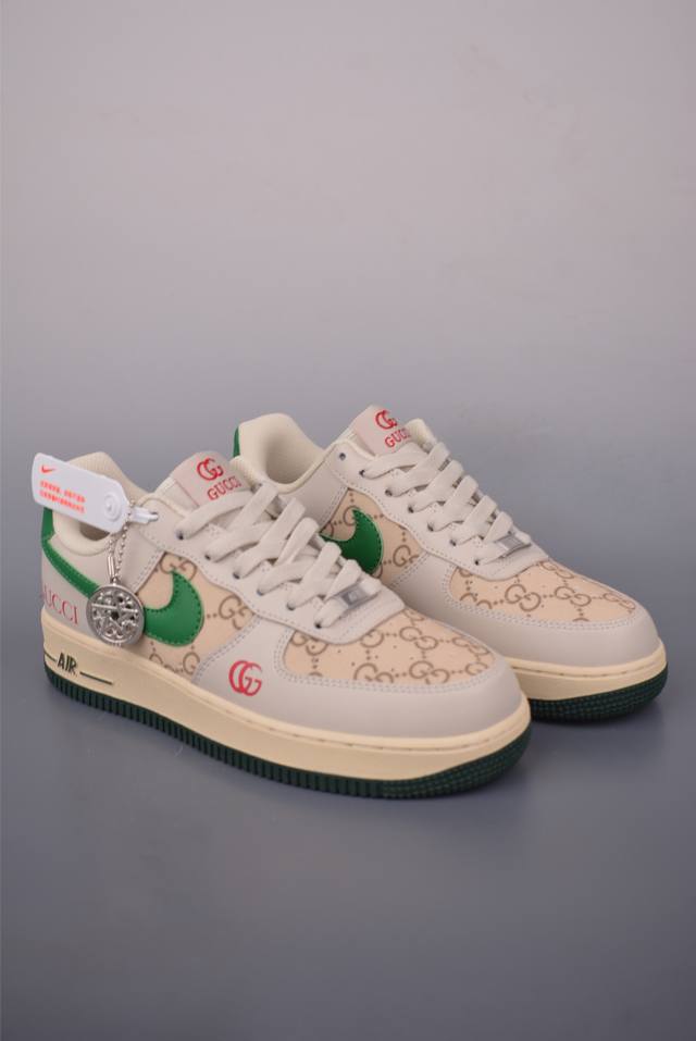 Nike Air Force 1 Low Gucci联名 原楦头原纸板 打造纯正空军版型 专注外贸渠道 全掌内置蜂窝气垫 原盒配件 原厂中底钢印、拉帮完美 官方