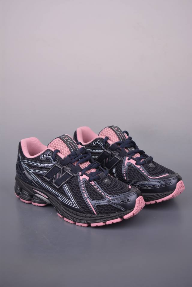 New Balance M1906系列 复古单品宝藏老爹鞋款 纯原版本 复古元素叠加 质感超级棒 楦版型材料细节做工精细 作为Nb最经典的档案鞋型之一 与200