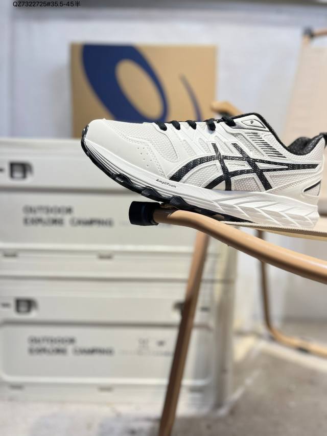 Asics Gel-Sonoma Cn亚瑟士经典跑鞋 如今机能风和户外风吹得正劲，便是主打“Urban Outdoor机能越野风格”，城市和户外场景都能轻松应对