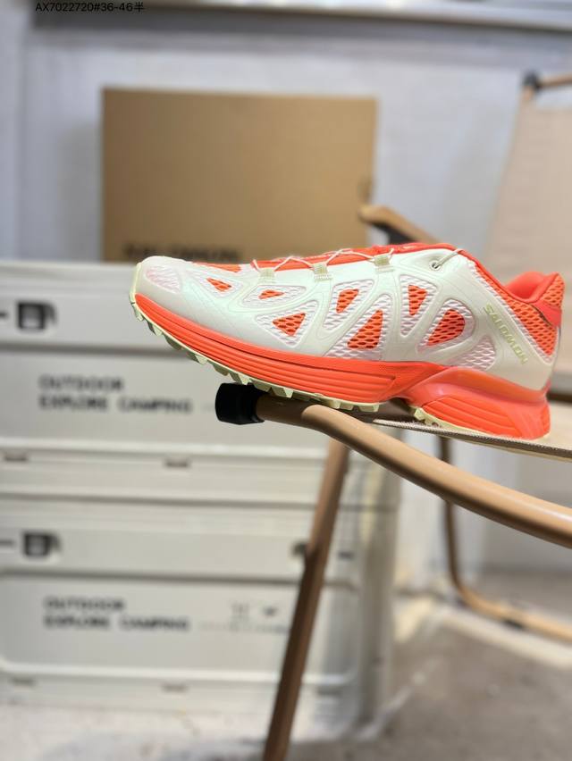 Salomon 萨洛蒙 Xt-Whisper Void 鎏光系列 减震耐磨反光跑步鞋 男女同款 人鱼姬 极致还原裸鞋质感 单只仅332克的轻盈身段，将 “裸鞋”
