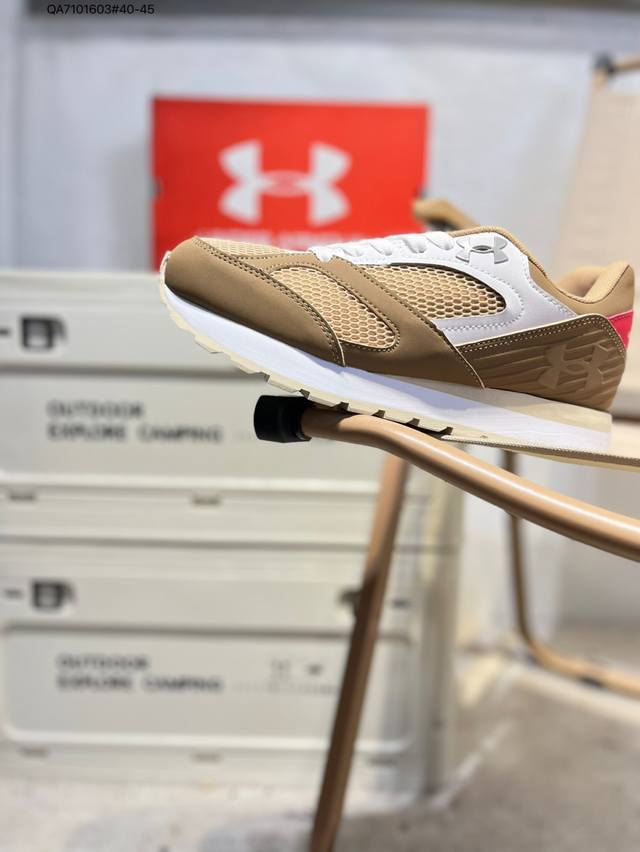 Under Armour Jogger安德玛运动舒适 织物减震防滑耐磨透气 低帮休闲跑步鞋 货号:3028388 Qa710 3#40-45