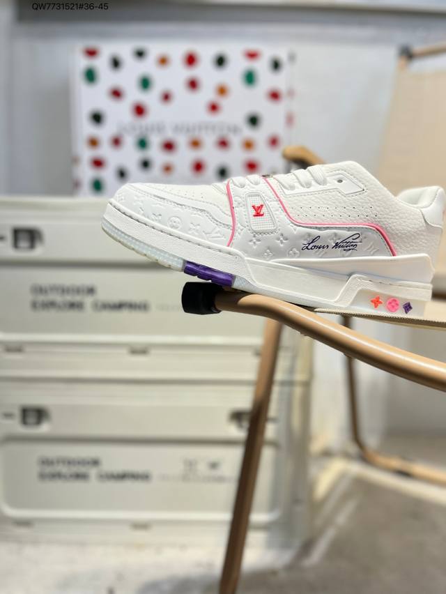 路易威登 Louis Vuitton Lv路易威登板鞋 新款 Lv Trainer最新配色运动鞋 L家 篮球鞋风格运动鞋 该鞋由艺术总监 Virgil Ablo