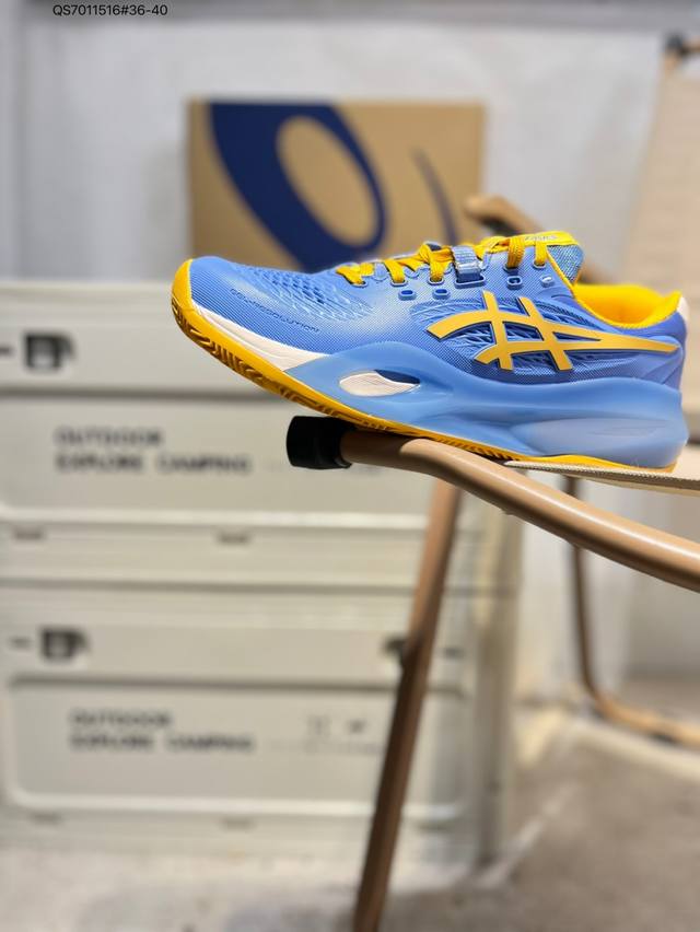 Asics Gel-Resolution X 亚瑟士经典跑鞋 如今机能风和户外风吹得正劲，便是主打“Urban Outdoor机能越野风格”，城市和户外场景都能