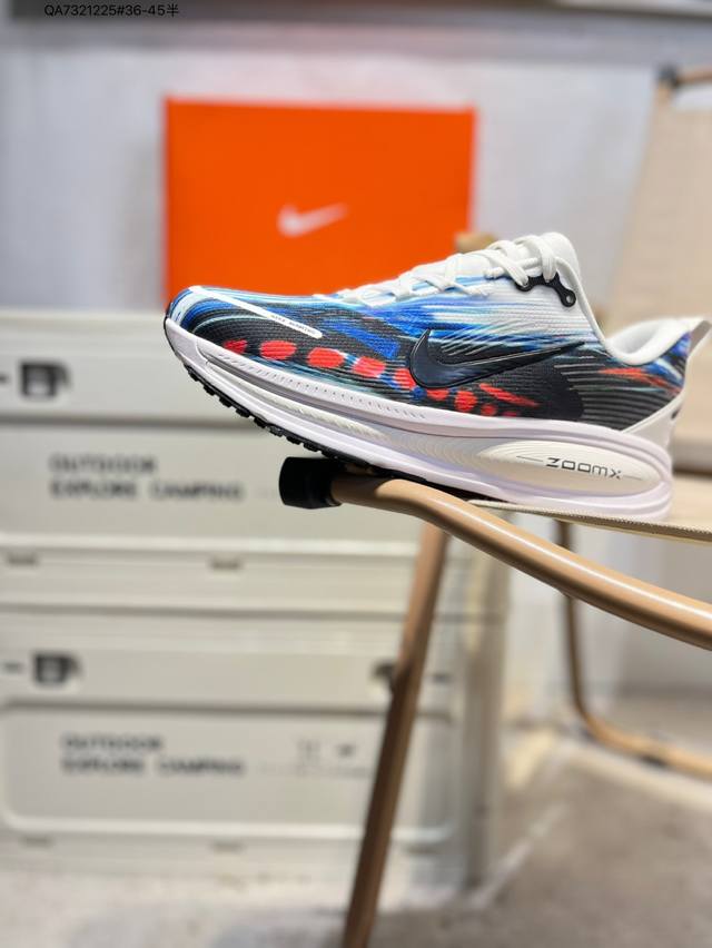 Nike Air Zoom Vomero 18 全新科技提前原鞋开发 运动跑鞋 区别市面真标版本 必定是官方强力主推款式，真正的Zoom缓震科技嵌入如假包退 ，