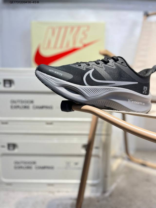 耐克Nike Vomero Plus 反转Swoosh｜跑鞋圈新王！厚底增高运动跑步鞋 时尚老爹鞋 这双Vomero Plus真的太绝了！反转Swoosh设计超
