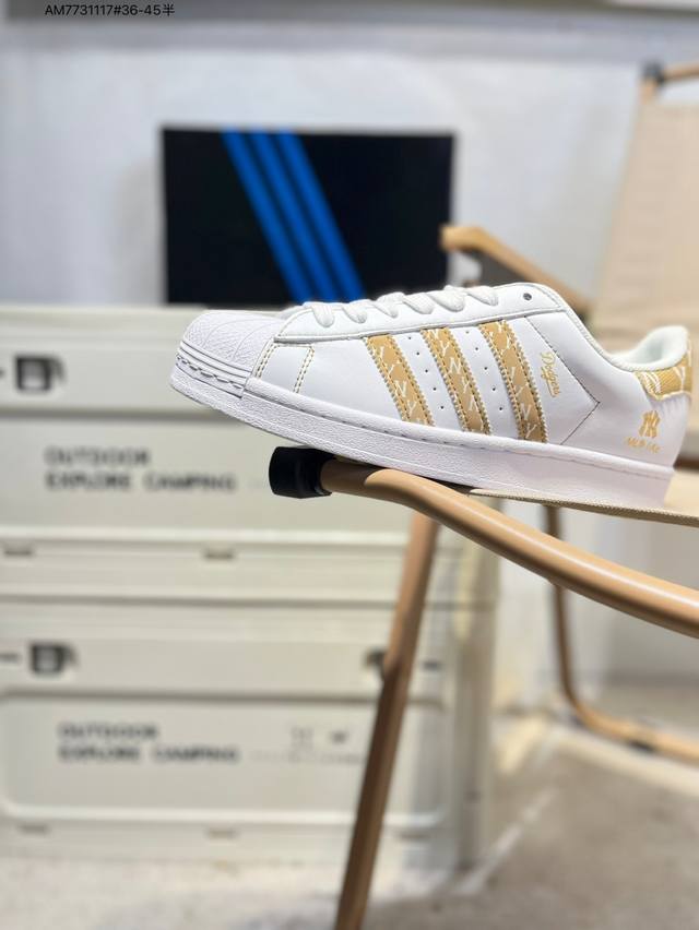 Adidas Originals Superstar 经典配色 经典贝壳头官网同步 实拍首发渠道正品订单 诠释市场最高工艺水平区别市面普通真标版本，进出专柜无压