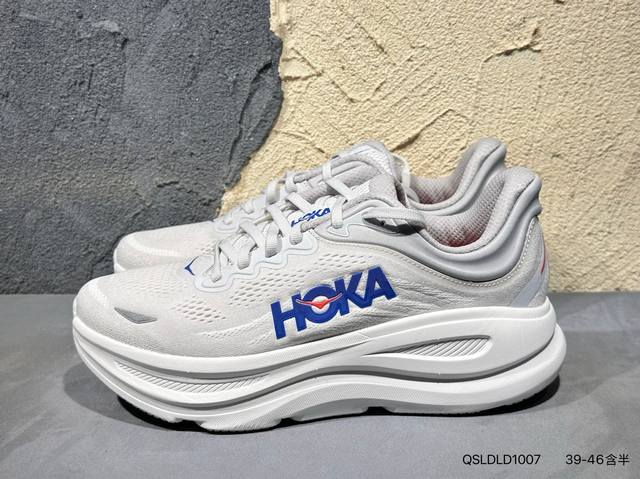 新品上市实拍 Hoka U Restore Ct 全新配色 一脚蹬系列，这个品牌来自于新西兰的毛利语，Hoka表示大地，One One表示飞越，连起来就是飞越地