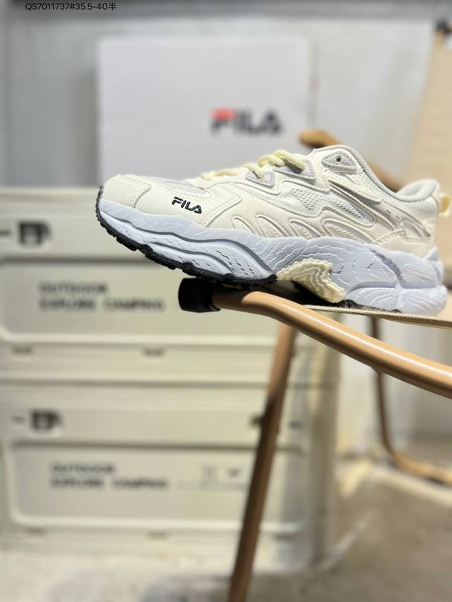 Fila Fusion 斐乐 潮牌低帮运动休闲鞋 Filafusion主要以时尚运动文化 跨界联名为主 结合当下广受欢迎的滑板街篮 棒球、骑行等时尚运动 运用拼