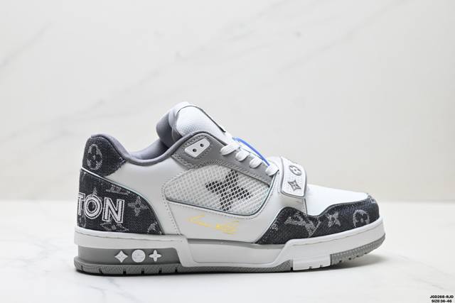 公司级Louis Vuitton Trainer Sneaker Low 路易威登 休闲运动文化百搭板鞋 舒适防滑底和百搭性霸屏整个时尚娱乐圈 细节调整完美主义