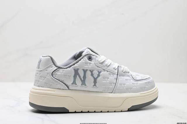 公司级Mlb 纽约洋基队 Chunky Liner Embo Monogram 印刻老花 时尚舒适 休闲运动 防滑耐磨增高 低帮 板鞋 货号:3Asxm035N