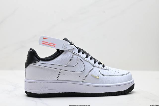 公司级耐克Nike Air Force 1’07空军一号低帮百搭休闲运动板鞋。柔软、弹性十足的缓震性能和出色的中底设计，横跨复古与现代的外型结合，造就出风靡全球
