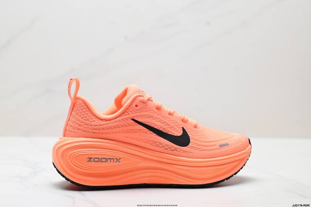 真标Nike Vomero plus 耐克 舒适减震防滑 低帮跑步鞋 全掌Reactx泡绵中底 前掌和后跟还配备了Air Zoom气垫单元 据说跑起来更快更舒适