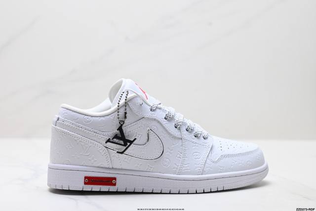 公司级Nike Air Jordan 1 Low Aj1乔1低帮休闲板鞋 同步官方配色 市场唯一独家头层皮打造 原鞋原档案开发 原厂皮料 原档冲孔鞋头 正确满胶