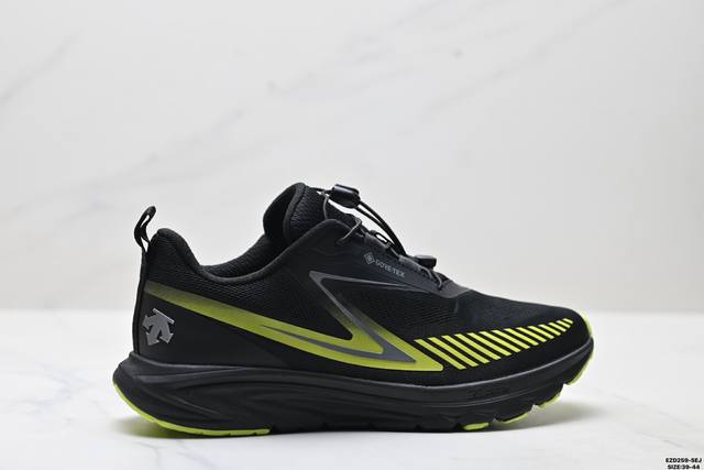 纯原迪桑特Descente Ease Gore-Tex 时尚 舒适 百搭 防滑耐磨 低帮 生活休闲鞋 原楦原纸版开发版型 鞋底设计有特殊的纹理或材料 以增加摩擦