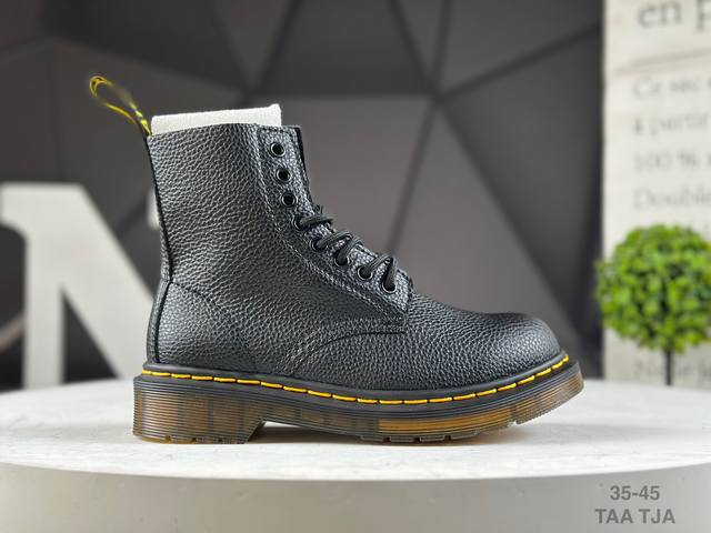 Dr.Martens 马汀博士 马丁靴 1460 经典款8孔系列 哑光面 黑色硬皮 男女款全码开售 某物同香港代购 公司规格 原材生产 原版开边珠加厚光泽牛皮