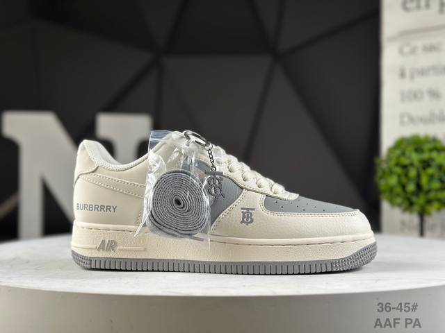 福利特价 公司级耐克 Nike Air Force 1 '07 Low “Supreme联名 空军一号 低帮 运动鞋 休闲鞋 折边针车 工艺难度大 原楦头原纸板