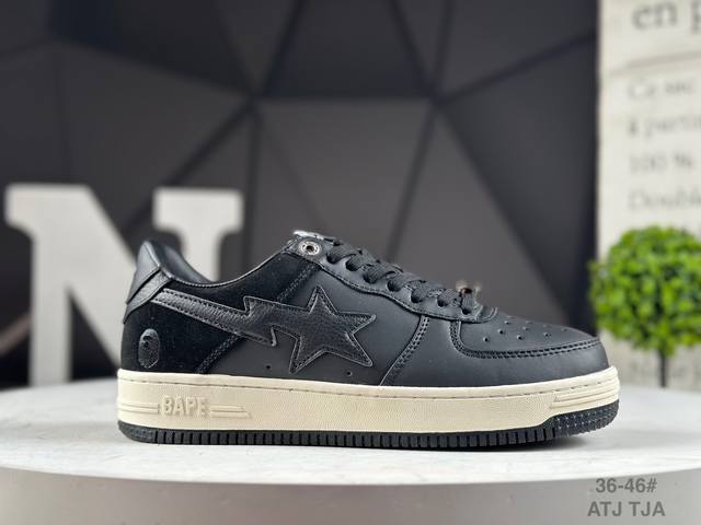 Bape 潮流教父Nigo品牌 王源同款 Bape S经典百搭休闲运动板鞋 经典猿人头设计 纯正版型 海玻璃鞋垫 内置全掌气垫 全套包装 包含猿人Logo定制防
