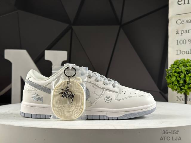 公司级耐克 Nike Dunk 全套原楦原模倾力打造完美版型 独家原厂航空铝磨具打磨大底 鞋头坡度极致还原 无解鞋型 原盒原配 圈内天花板工艺 原厂冲刀 超高清