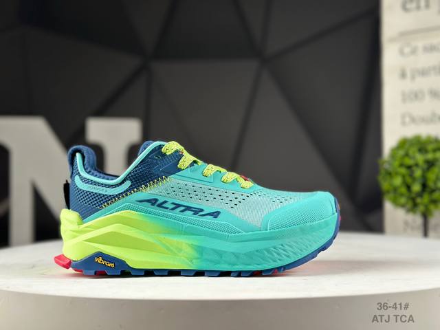 Altra 奥创 Mont Blanc 勃朗峰 碳纤维板 减震防滑耐磨 低帮越野跑步鞋 货号：Al0A85Nk336 Asp 舒适百搭 高端外贸 平台零售专供品
