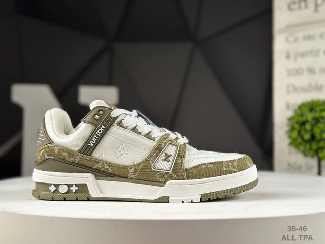 路易威登 Louis Vuitton Lv路易威登板鞋 乘风破浪的姐姐争先种草款,舒适透明底和百搭性霸屏整个时尚娱乐圈，细节调整完美主义！鞋面采用专柜Zp一致的