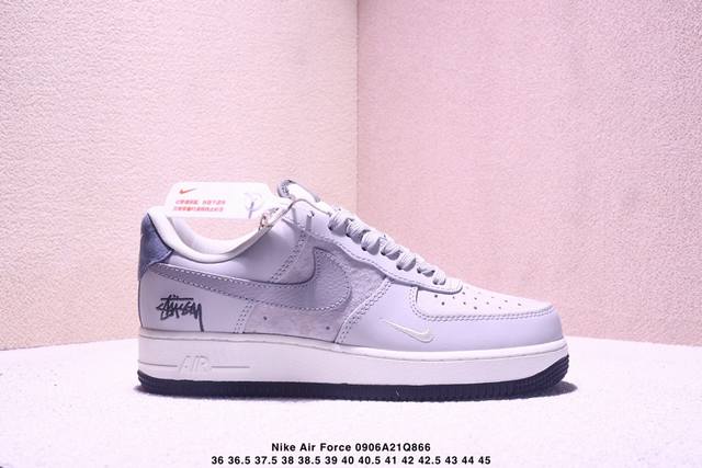 耐克Nike Air Force 1 Low 空军一号低帮百搭休闲运动板鞋。柔软、弹性十足的缓震性能和出色的中底设计，横跨复古与现代的外型结合，造就出风靡全球三