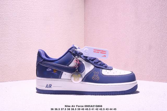 耐克 Nike Air Force 1 ’07 空军一号低帮百搭休闲运动板鞋。柔软、弹性十足的缓震性能和出色的中底设计，横跨复古与现代的外型结合，造就出风靡全球