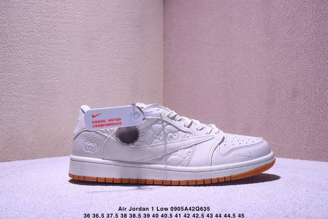 海外爆款限量发售！Travis Scott X Fragment Design X Jordan Air Jordan 1 Low Og Sp “白粉拉布布”